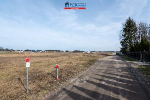 Duża działka budowlana koło Złotowa.