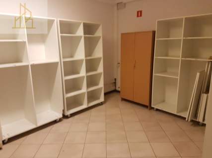 Nieruchomość komercyjna do wynajęcia, 713 m2, Warszawa