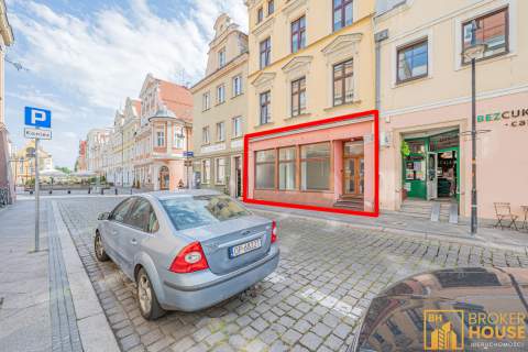 Duży lokal w samym sercu rynku na wynajem 