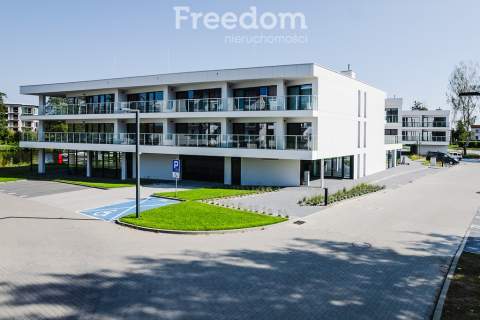 Nowoczesny apartament nad jeziorem