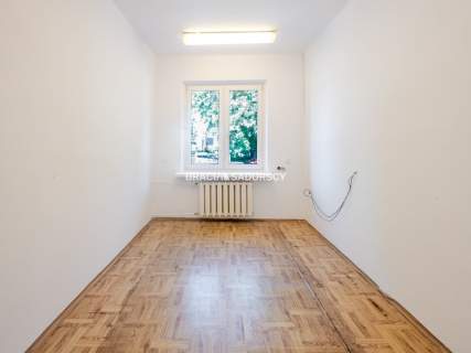 Lokal biurowy, 6 pomieszczeń