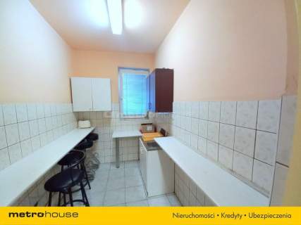 Obiekt biurowo-magazynowy 180 m2 Centrum Pruszkowa