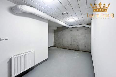 Do wynajęcia budynek usługowo-biurowy 1514m2 - Ursus, parking