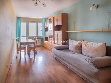 2 SYPIALNIE NOWA HUTA WANDA 44 M2 OSOBNA KUCHNIA
