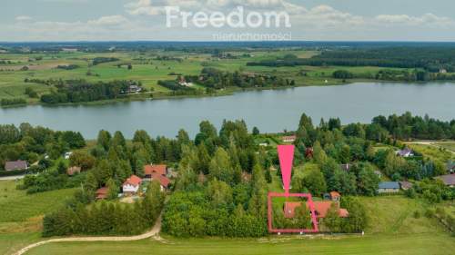 Całoroczny dom nad jeziorem