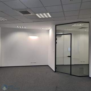 95m2 w nowoczesnym budynku