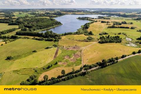 Działka siedliskowa nad jeziorem