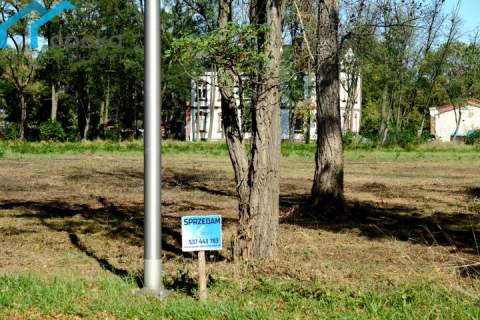 Działka usługowa