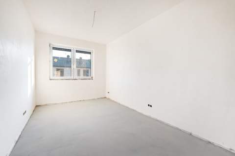 3 pokoje w stanie deweloperskim poddasze 50 m2