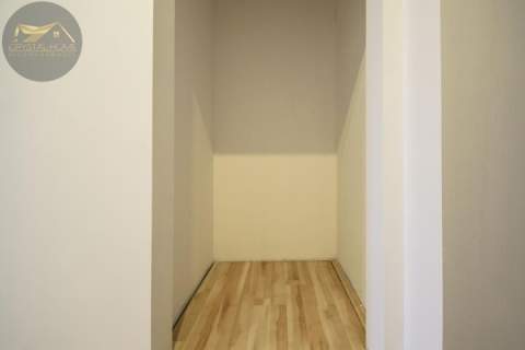 98M2/ 3 POKOJE/ I PIĘTRO/ CENTRUM