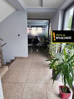 Ekskluzywny Siedziba Firmy na Wynajem - 350m2