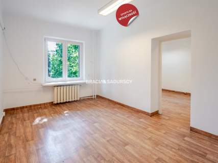 Lokal biurowy, 6 pomieszczeń