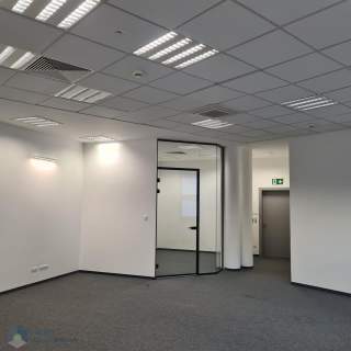 95m2 w nowoczesnym budynku