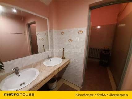 Budynek hotelowo-usługowy