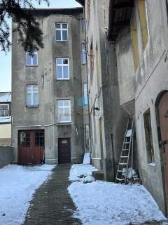 Zabytkowa kamienica w Centrum Trzemeszna na sprzedaż
