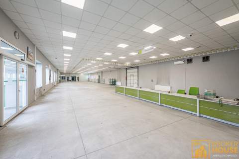 Obiekt halowo magazynowy 800m2 plac 3000m2