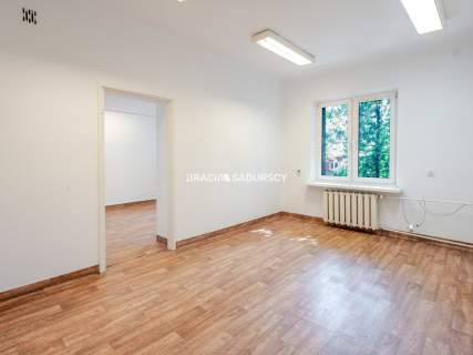 Lokal biurowy, 6 pomieszczeń