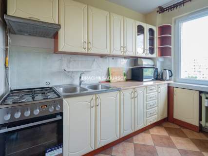 2 SYPIALNIE NOWA HUTA WANDA 44 M2 OSOBNA KUCHNIA