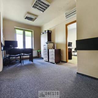 Sprzedaż lokalu o pow. 445 m2 z najemcami, Konstantynów Lublin