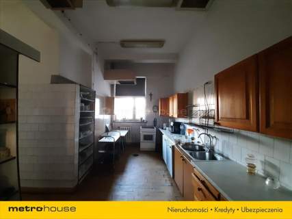 Budynek hotelowo-usługowy
