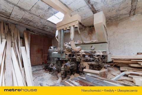 DOM Z DUŻĄ DZIAŁKĄ I STOLARNIĄ NIEDALEKO RADKOWA