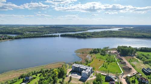 Nowoczesny apartament nad jeziorem