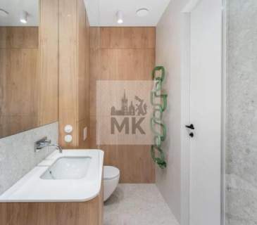 Luksusowy apartament w piękniej kamienicy przy Parku Krakowskim