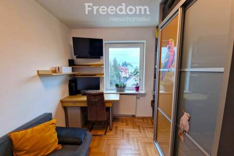 3 pok. zadbane mieszkanie przy ul. Rakowieckiej