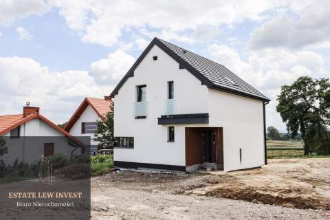 Dom w zielonej okolicy   nowoczesne rozwiązania 