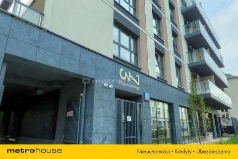 Przestronny lokal w centrum, z witrynami 60 m 
