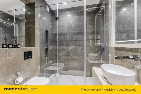 Luksusowy apartament z loggią blisko Metra