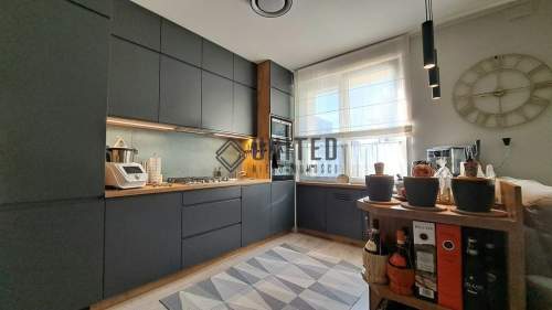 Okolice ul. Żelaznej balkon/piwnica/lux