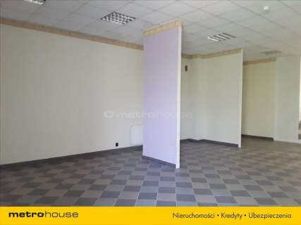 Przestronny lokal z dwoma wejściami