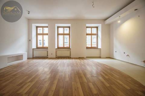 98M2/ 3 POKOJE/ I PIĘTRO/ CENTRUM