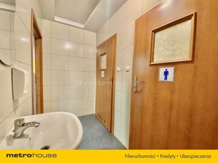 Przestronne biuro w centrum Dąbrowy Górniczej 