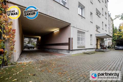 pokoje z loggią i piwnicą w świetnej lokalizacji