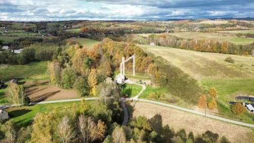 REZERWACJA OBNIŻKA CENY KOMPAKTOWY DOM W MALOWNICZEJ OKOLICY,...