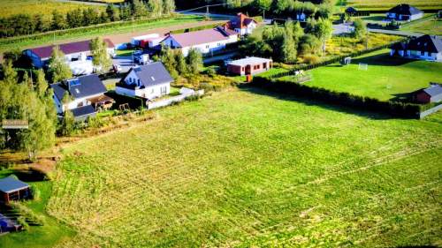 Działki budowlane 14 ar 24x61 m Chmielek