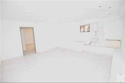Lokal handlowo usługowy 63m2 30m2 podpiwniczenia