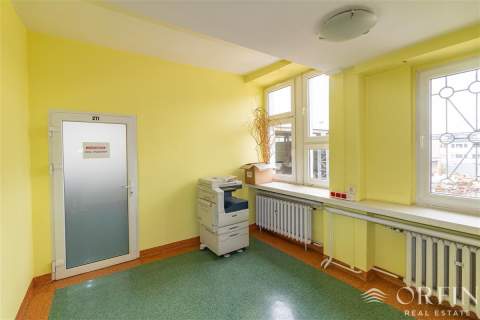 Lokale biurowe w PORCIE Ul.Budowniczych, 315 m2