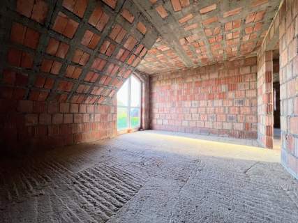 Dom piętrowy do własnej aranżacji Zarzecze
