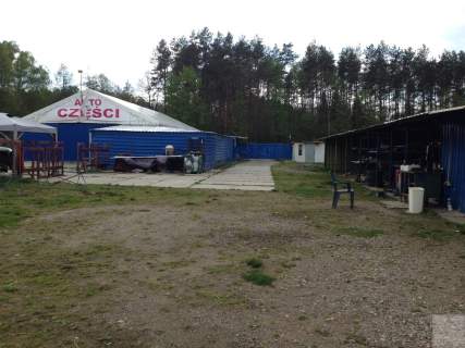 Obiekt magazynowy z działką budowlaną 1,95ha
