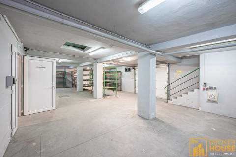 Obiekt halowo magazynowy 800m2 plac 3000m2