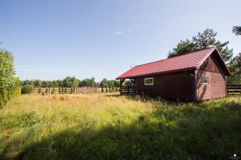 Domek letniskowy nad jeziorem Gim, piękna okolica, las