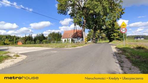 Na sprzedaż działka rekreacyjna przy jeziorze.
