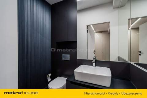 Dwupoziomowy apartament w zielonym sercu Łodzi 