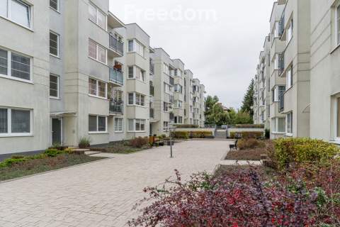 Dwupokojowe, jasne, z balkonem Piaseczno 1 Maja
