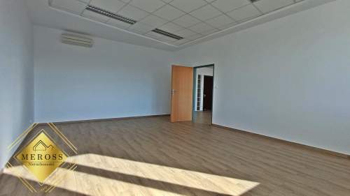 Biuro 67m2 do wynajęcia w Częstochowie 