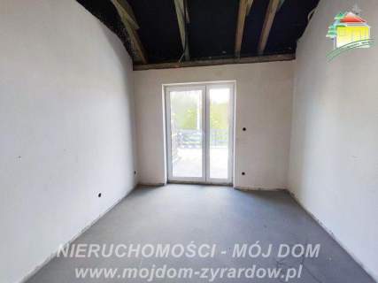 Dom w stanie deweloperskim blisko centrum Mszczonowa.