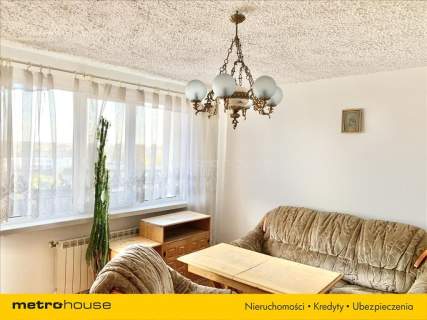 Duże mieszkanie z balkonem w dobrej lokalizacji.